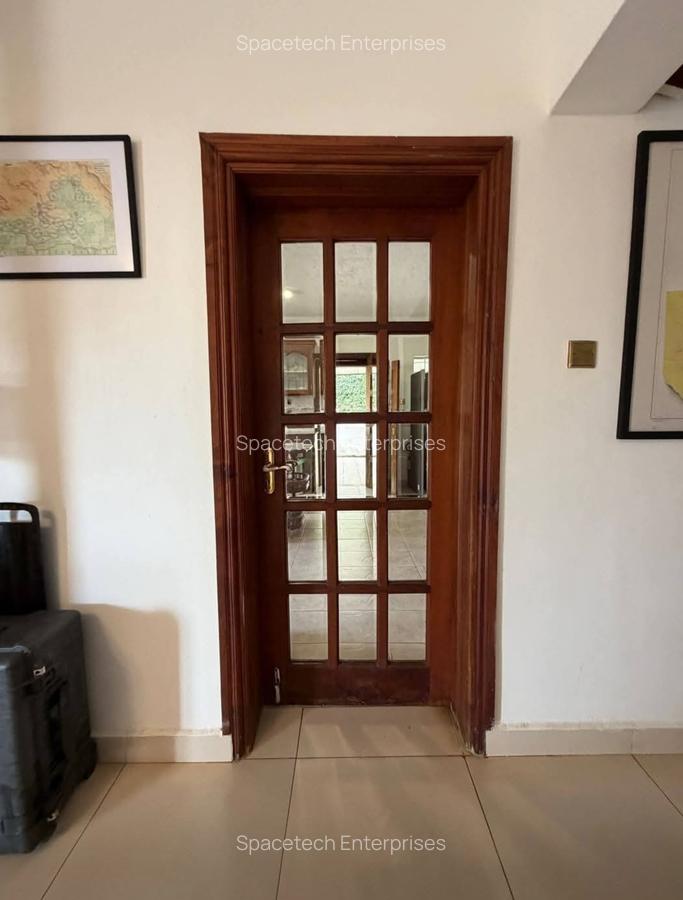 5 Bed House with En Suite in Gigiri - 11