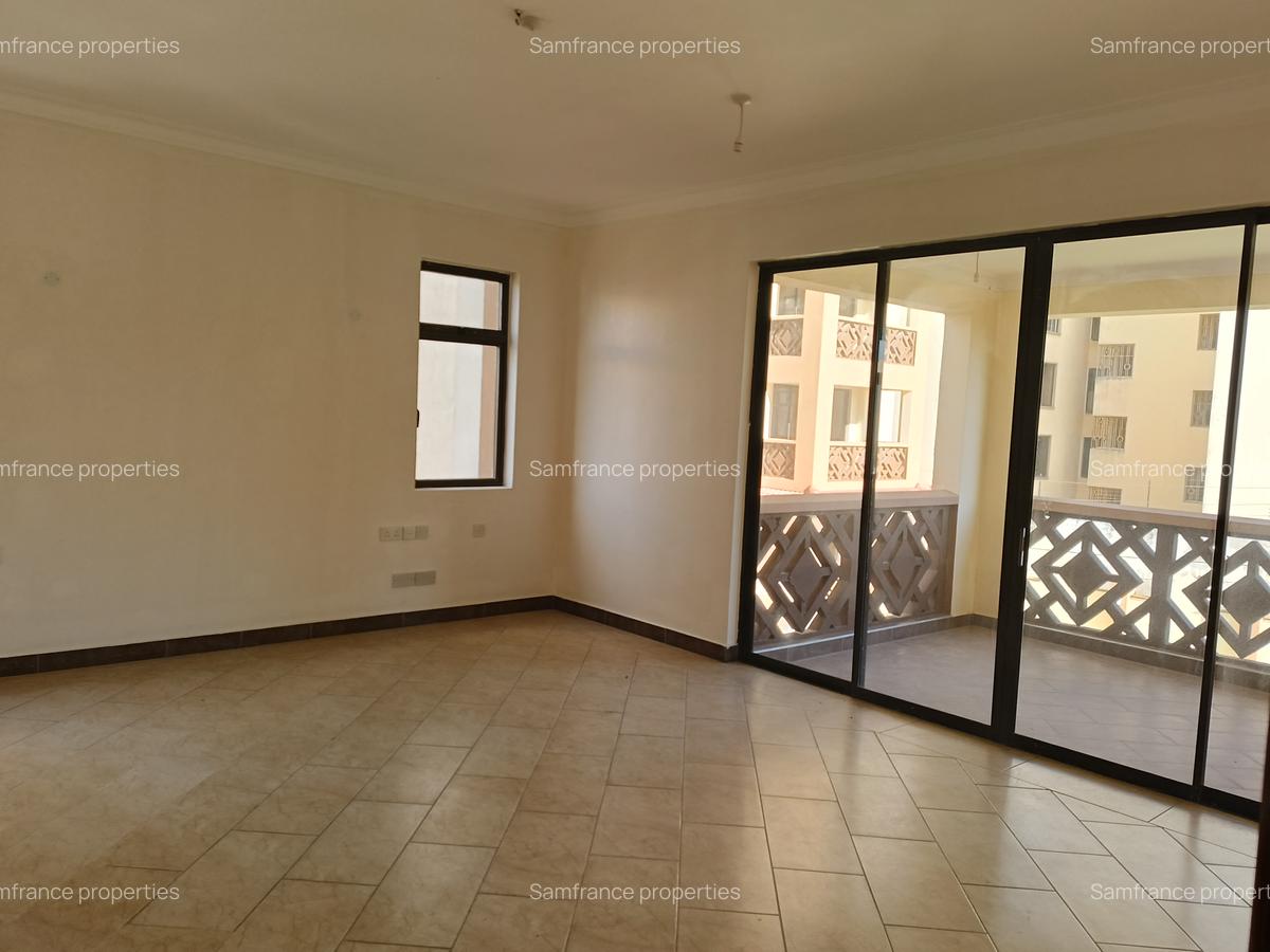 Serviced 4 Bed Apartment with Backup Generator at Links Road - 3