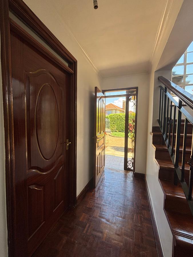 4 Bed Villa with En Suite in Kiambu Road - 14