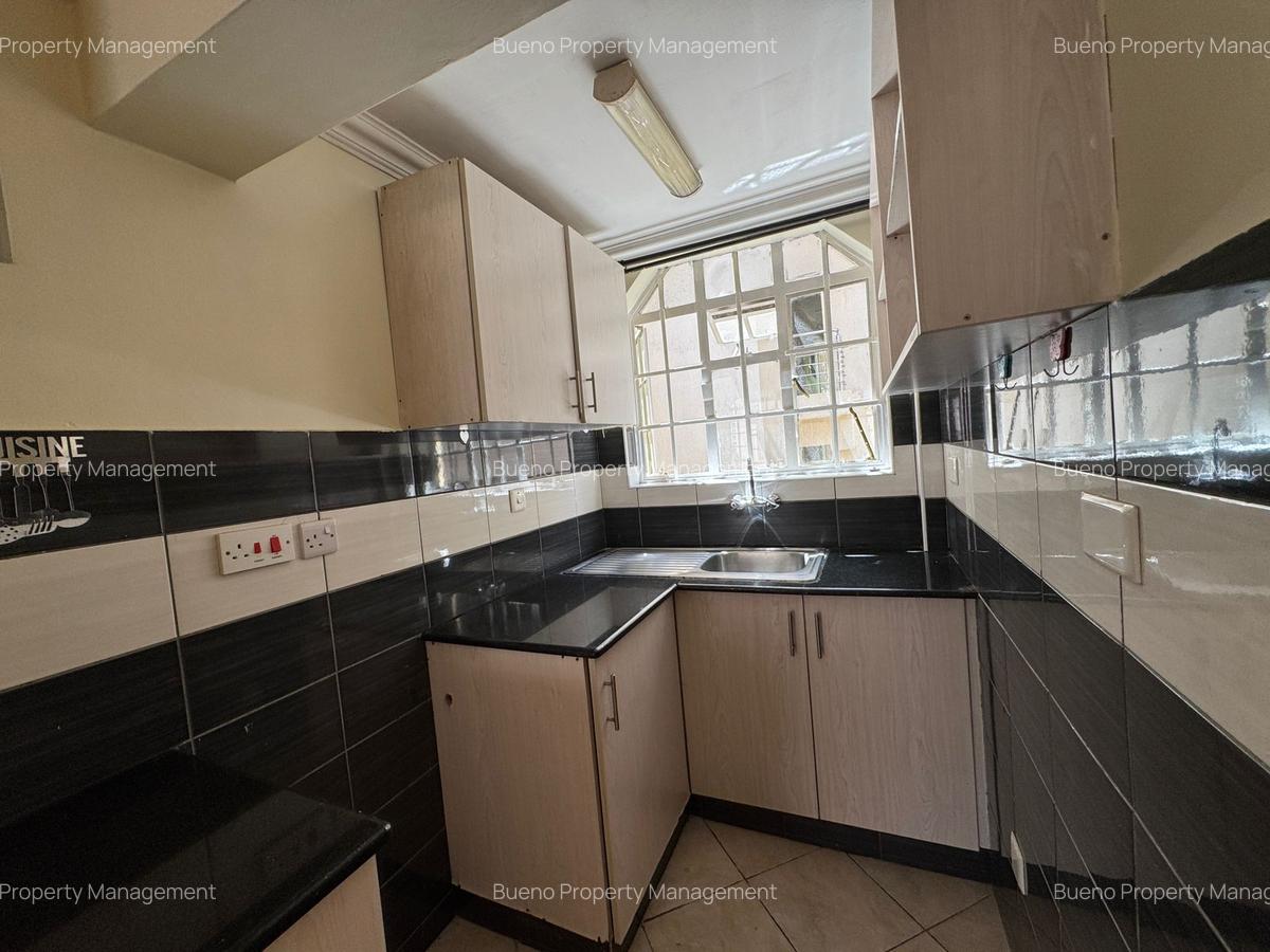 Studio Apartment with Borehole in Kilimani - 3