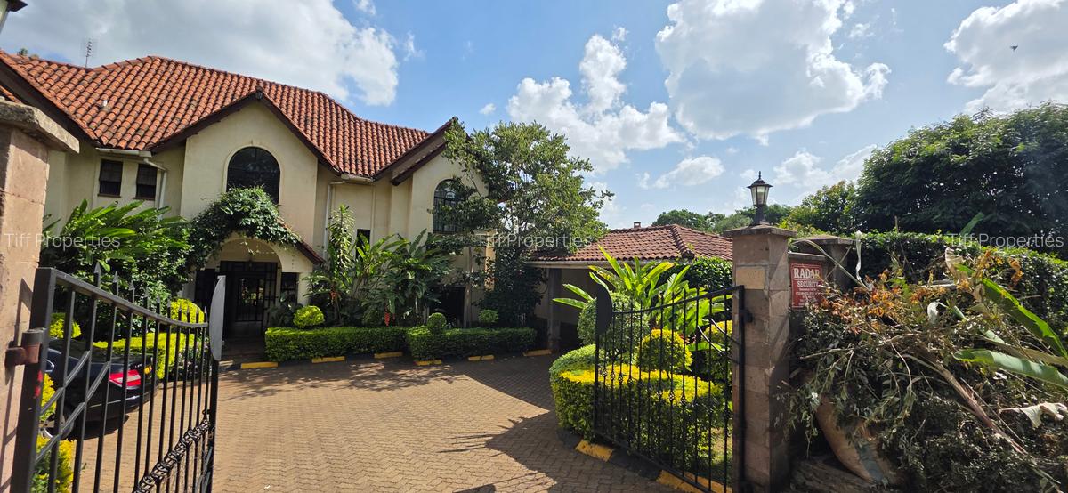 4 Bed Townhouse in Runda - 18