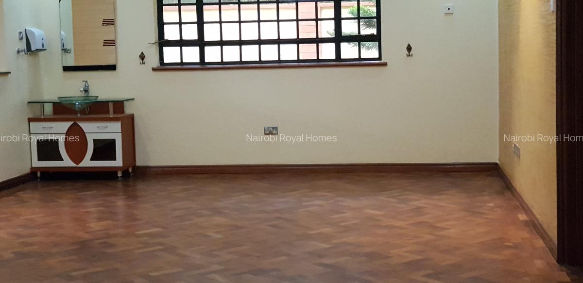 6 Bed House with En Suite at Runda Evergreen - 10