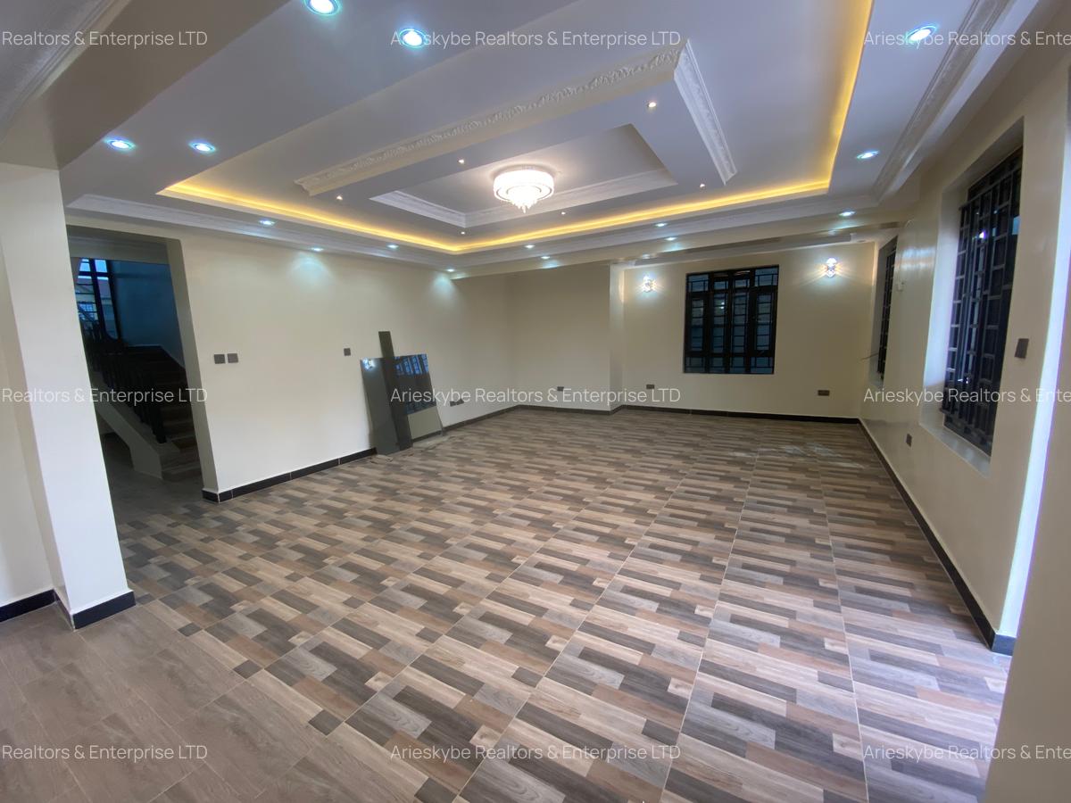 4 Bed House with En Suite in Kitengela - 4