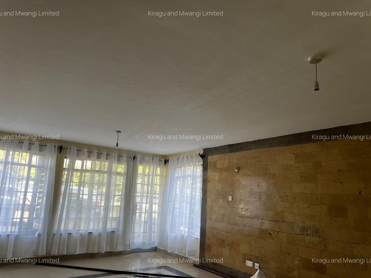 2 Bed Apartment with En Suite at Woodlands Road - 2