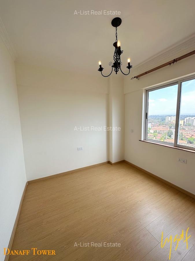 1 Bed Apartment with En Suite at Tabere Cresent - 4