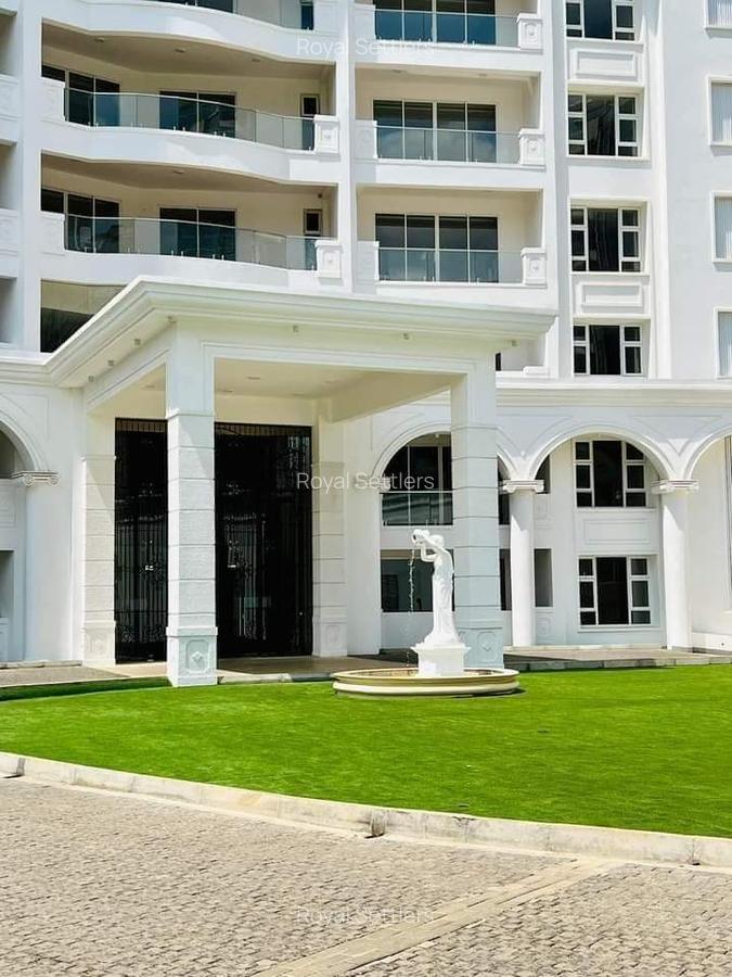 Furnished 3 Bed Apartment with En Suite at City Park Drive - 1