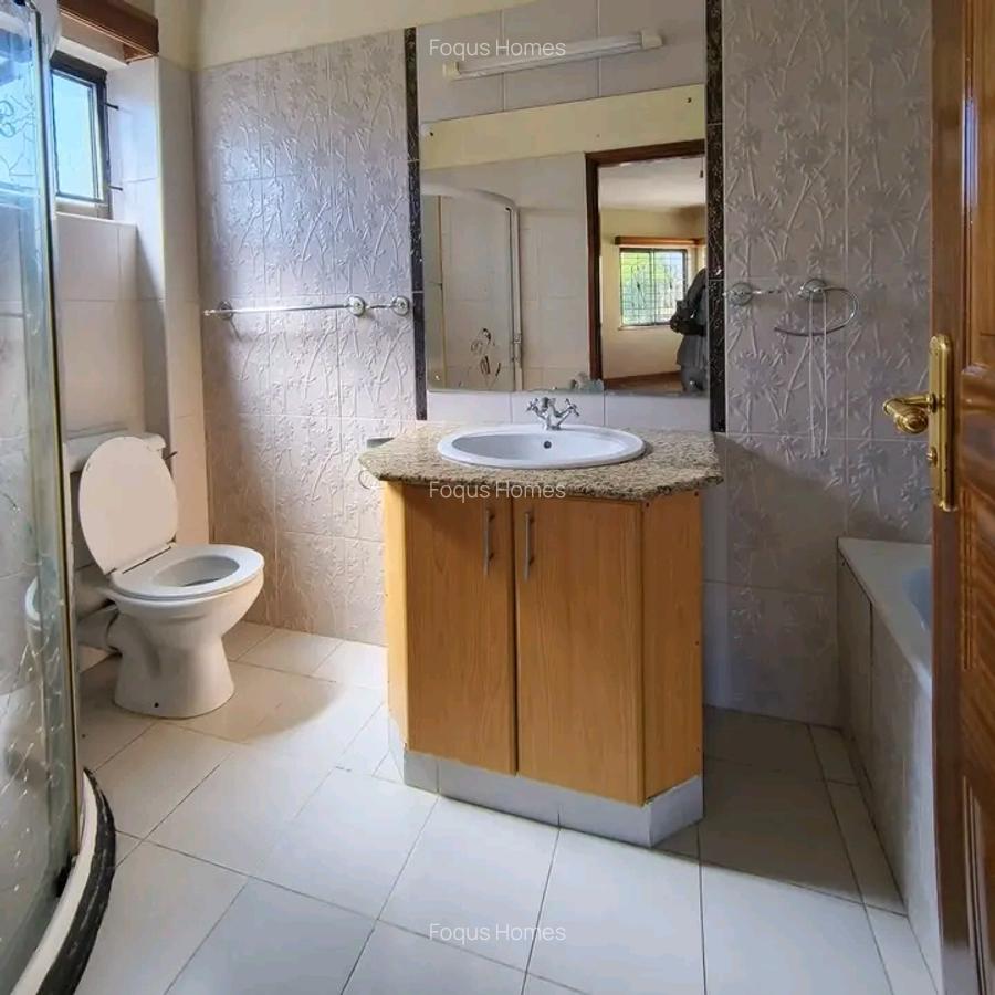 3 Bed Apartment with En Suite at Tabere - 11