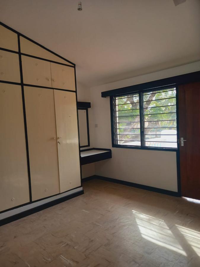 3 Bed Townhouse with En Suite in Nyali Area - 6