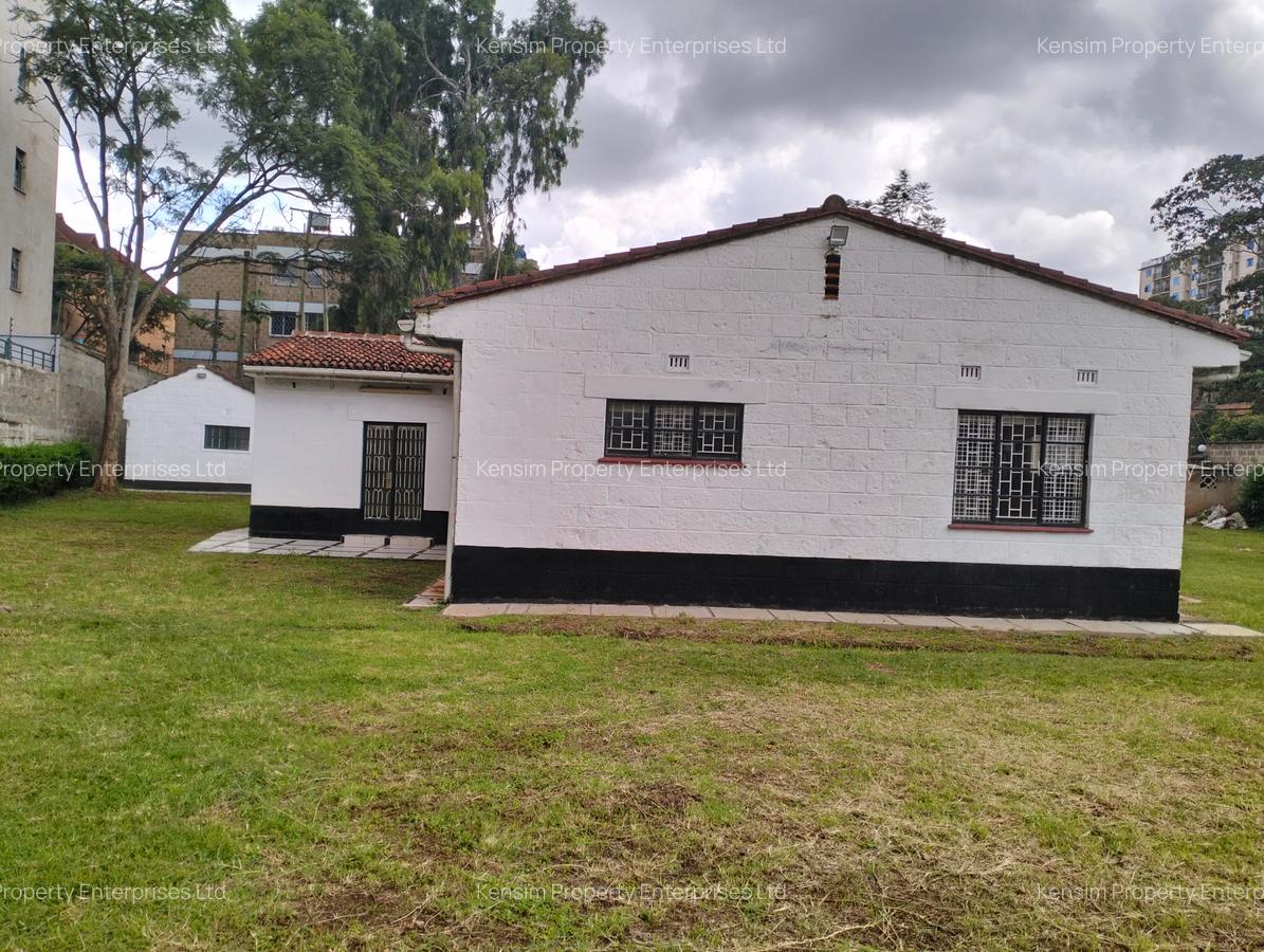 0.75 ft² Commercial Property with Fibre Internet in Kilimani - 16