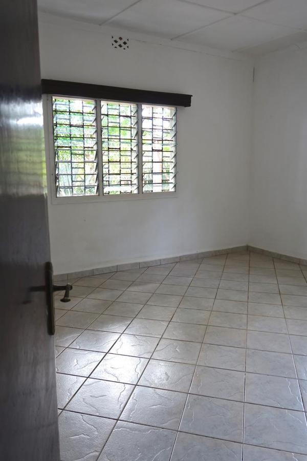 3 Bed House with En Suite at Kanamai - 14