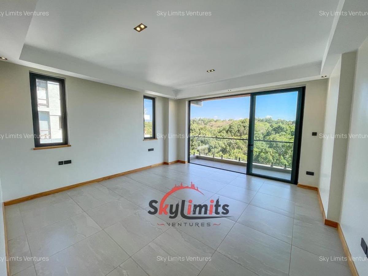4 Bed Apartment with En Suite at Peponi Rd - 5