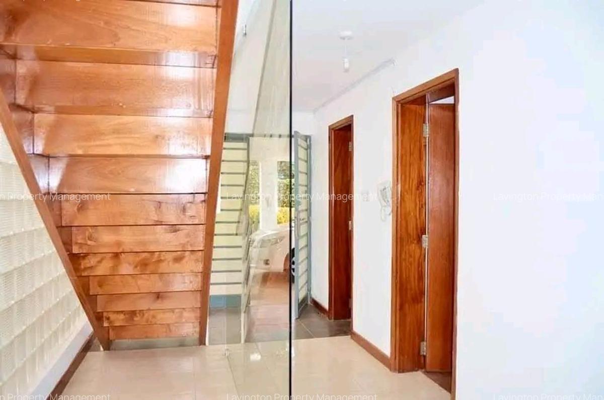 4 Bed Townhouse with En Suite at Lavington Green - 9