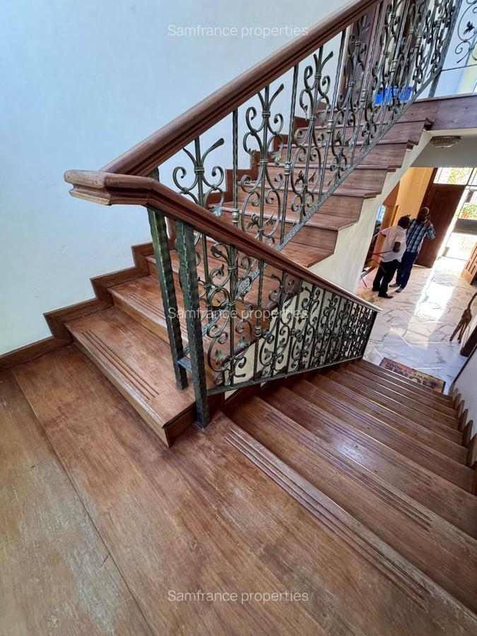 5 Bed Villa with En Suite at Utange - 9