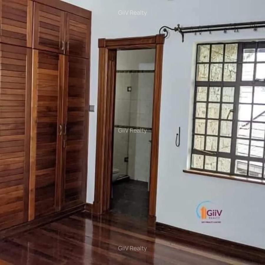 4 Bed Townhouse with Staff Quarters in Spring Valley - 17