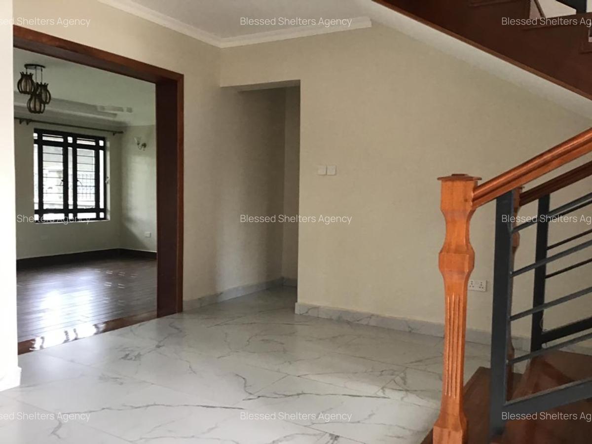 4 Bed Villa with En Suite in Kiambu Road - 14