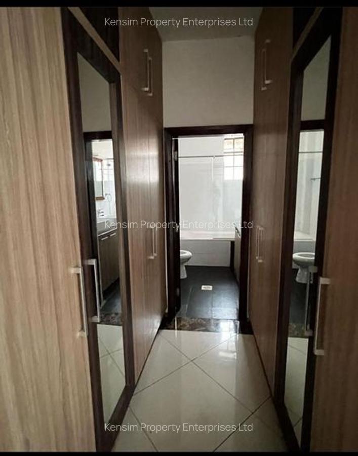 4 Bed Townhouse with En Suite in Kitisuru - 2