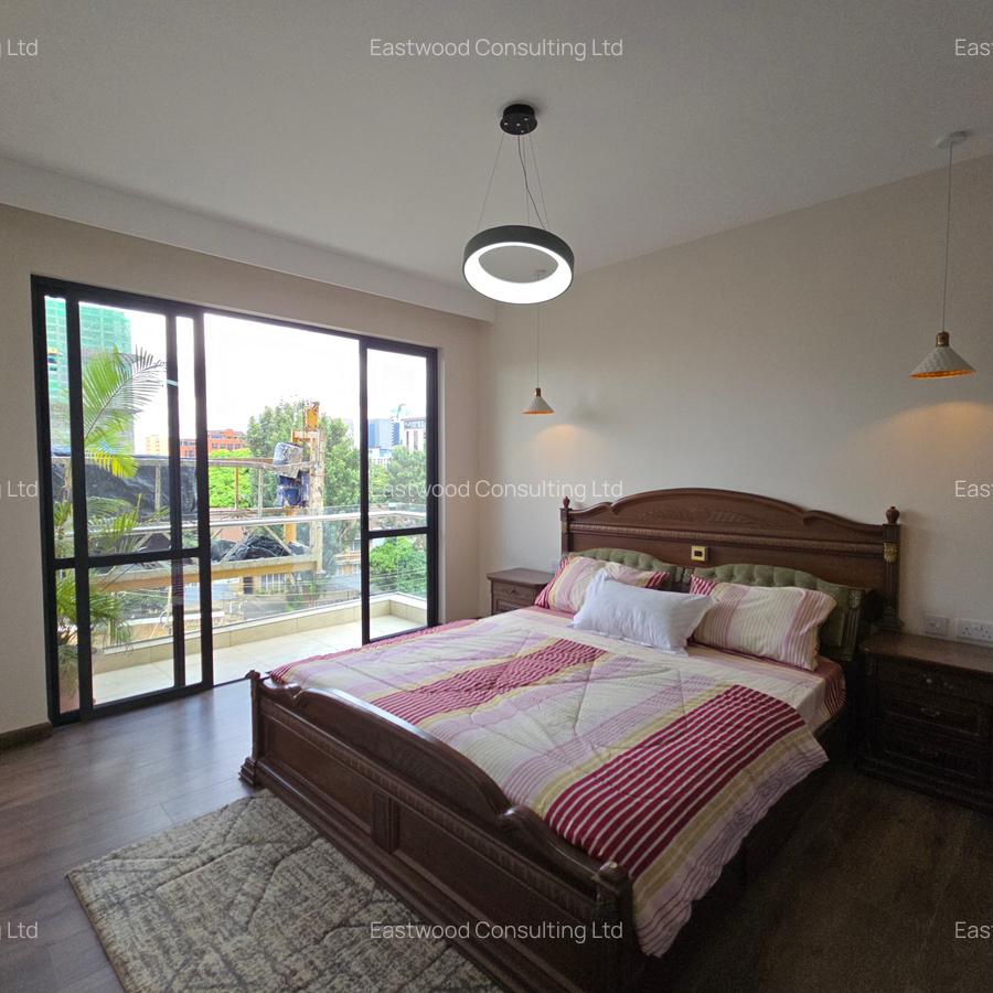 3 Bed Apartment with En Suite at The Crescent - 13