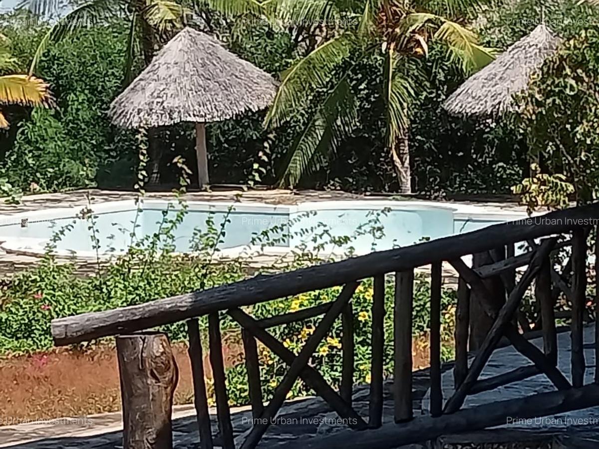 2 Bed House with En Suite in Watamu - 12