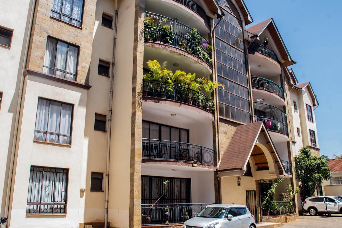 3 Bed Apartment with En Suite at Kingara Road - 1