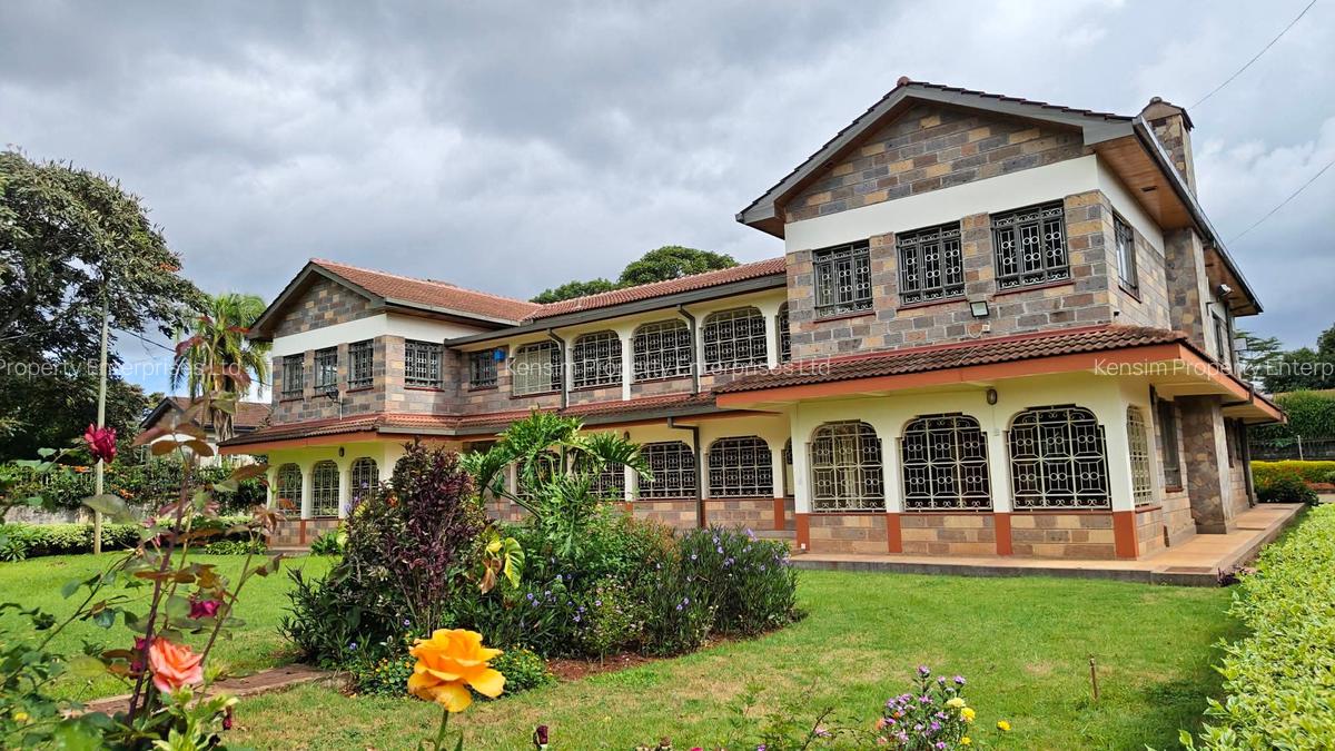 5 Bed House with En Suite in Nyari - 5