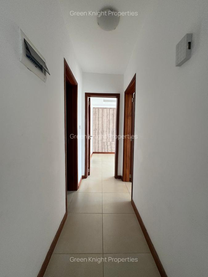 Serviced 2 Bed Apartment with En Suite in Westlands Area - 11