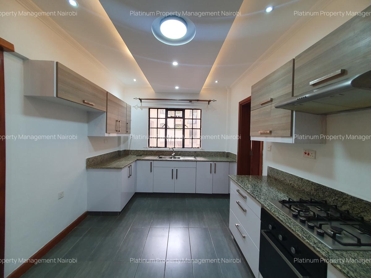 2 Bed Apartment with En Suite at Rhapta Rd - 5