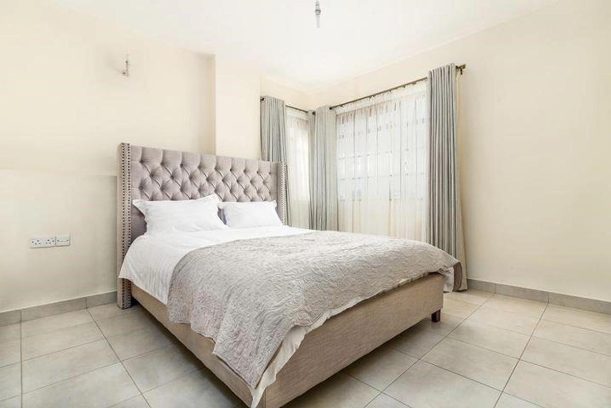 3 Bed Apartment with En Suite in Ngong Road - 2