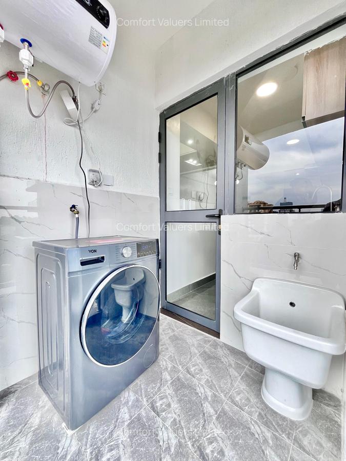 Serviced 2 Bed Apartment with En Suite at Riverside Drive - 13