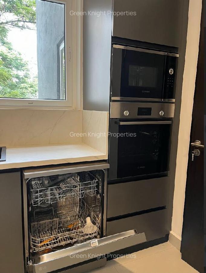 Serviced 3 Bed Apartment with En Suite in Westlands Area - 8