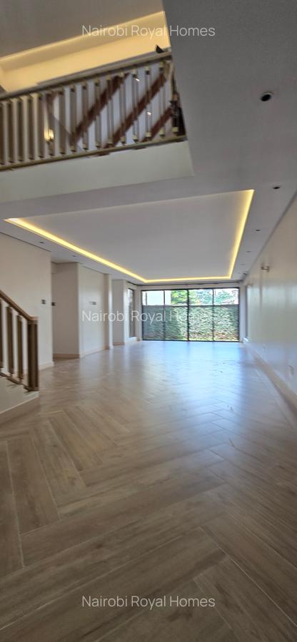 5 Bed Townhouse with En Suite at Lavington Green - 15