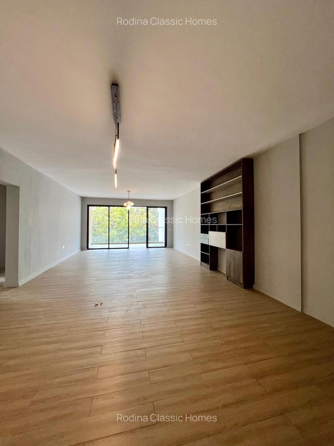 Serviced 3 Bed Apartment with En Suite in Kileleshwa - 18