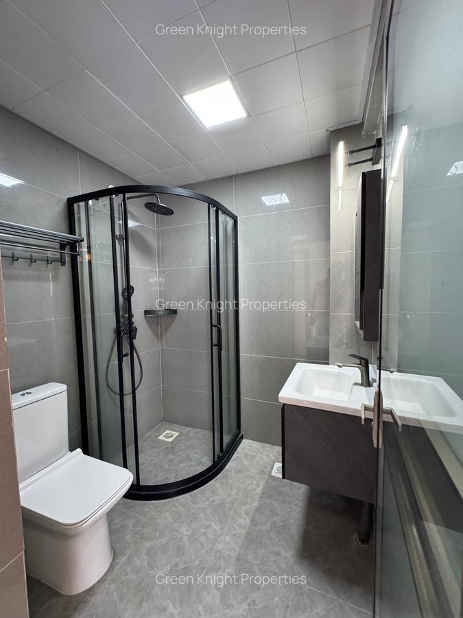 Serviced 2 Bed Apartment with En Suite in Riverside - 4