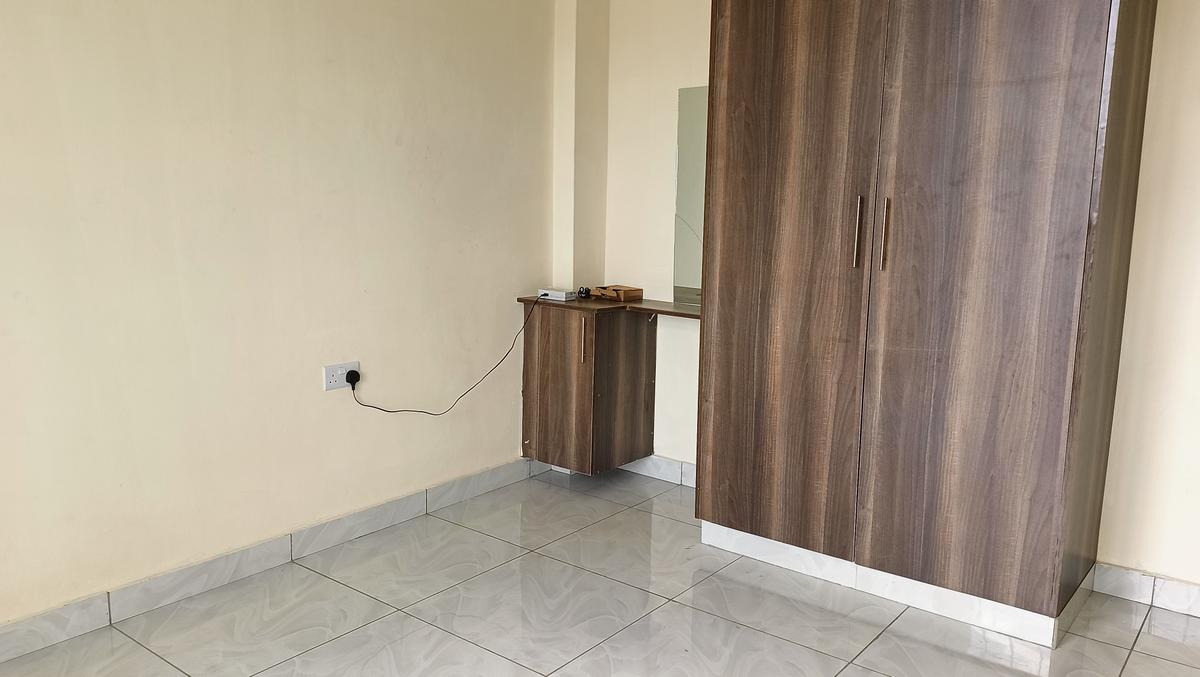 Serviced 1 Bed Apartment with En Suite at Utange - 2