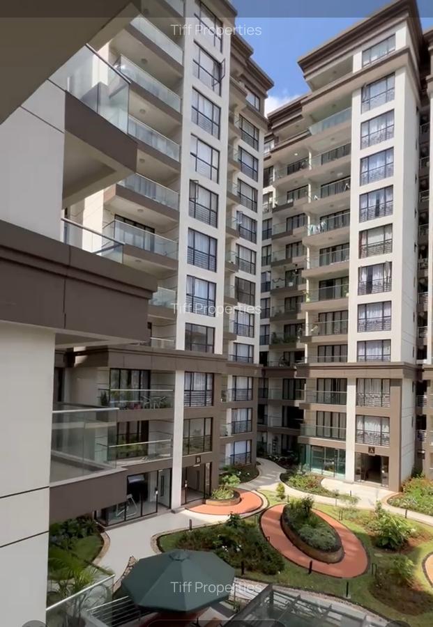 3 Bed Apartment in Riverside - 1