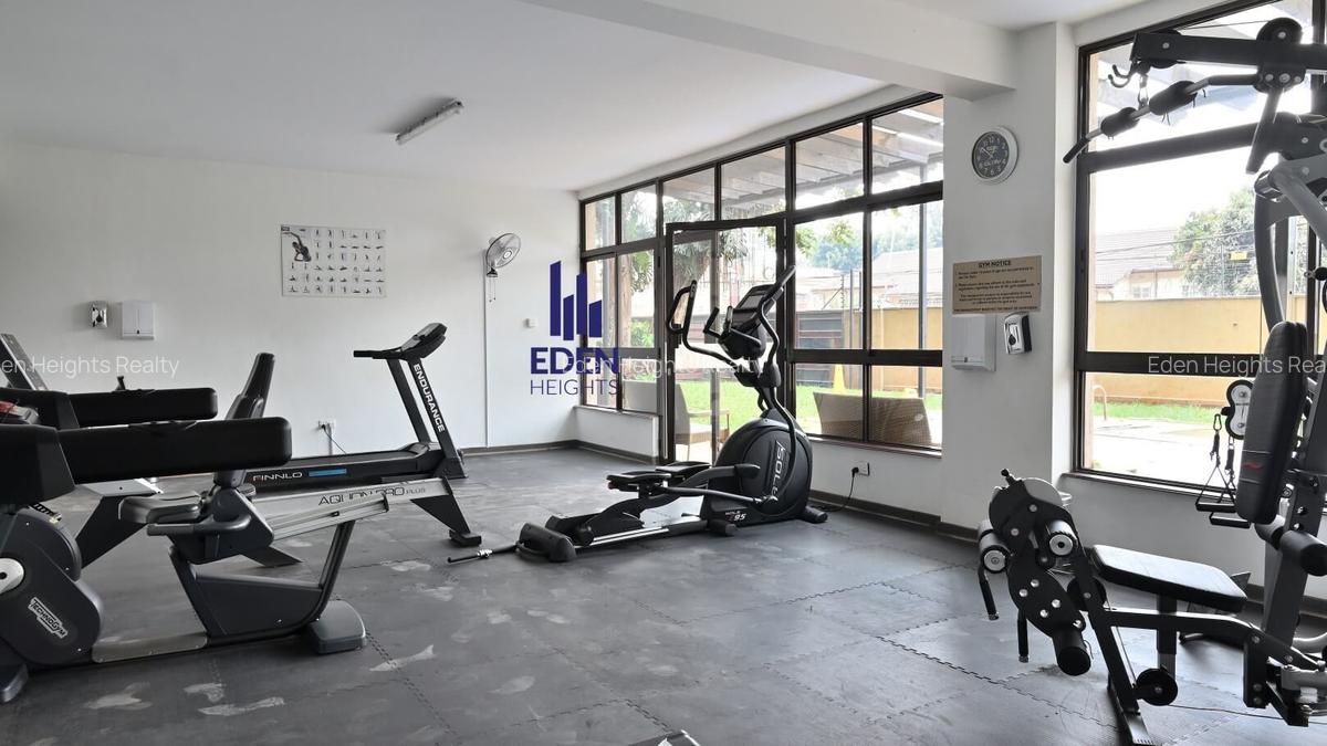 3 Bed Apartment with En Suite in General Mathenge - 16