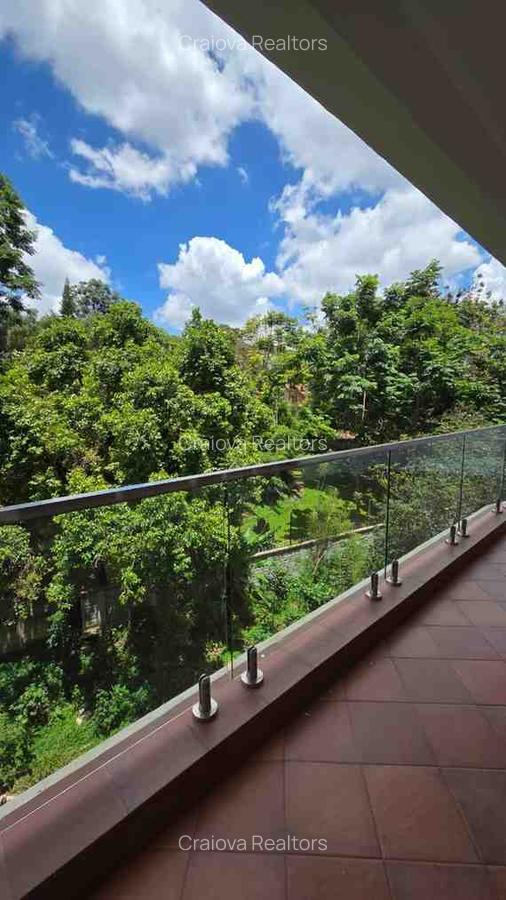 2 Bed Apartment with En Suite at City Drive - 16