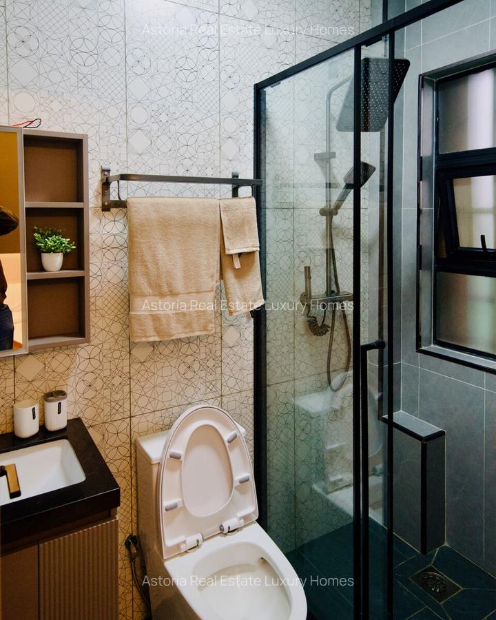 3 Bed Apartment with En Suite at 2026-108 - 5