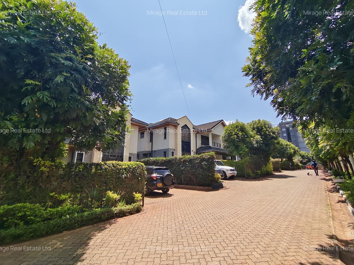 4 Bed Townhouse with Staff Quarters in Kitisuru - 8
