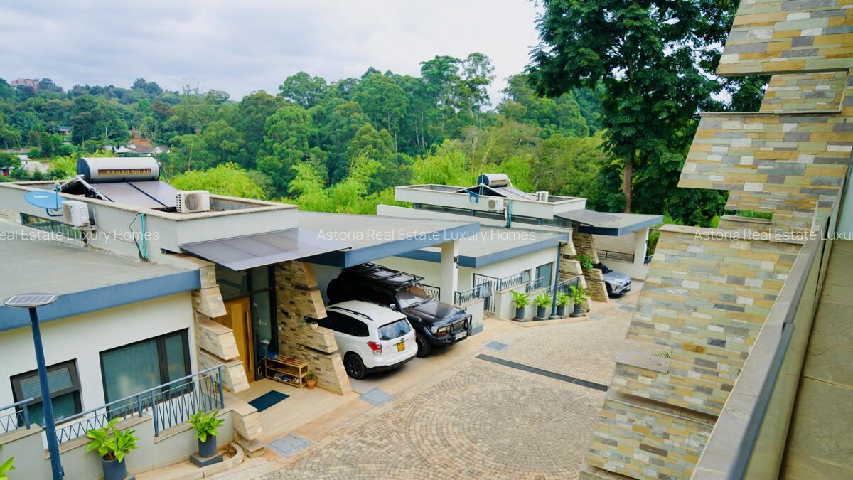 3 Bed Villa with En Suite at 2026-389 - 8