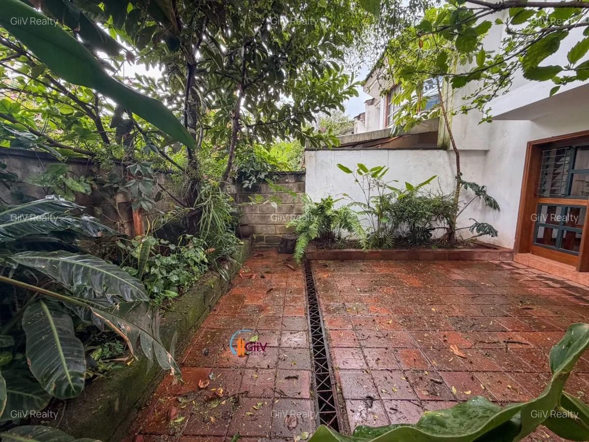 2 Bed Townhouse with Garden in Kileleshwa - 3