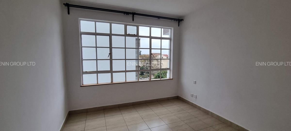 Serviced 3 Bed Apartment with En Suite at Valley Arcade - 11