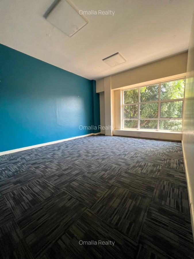 5,984 ft² Office with Service Charge Included in Gigiri - 16