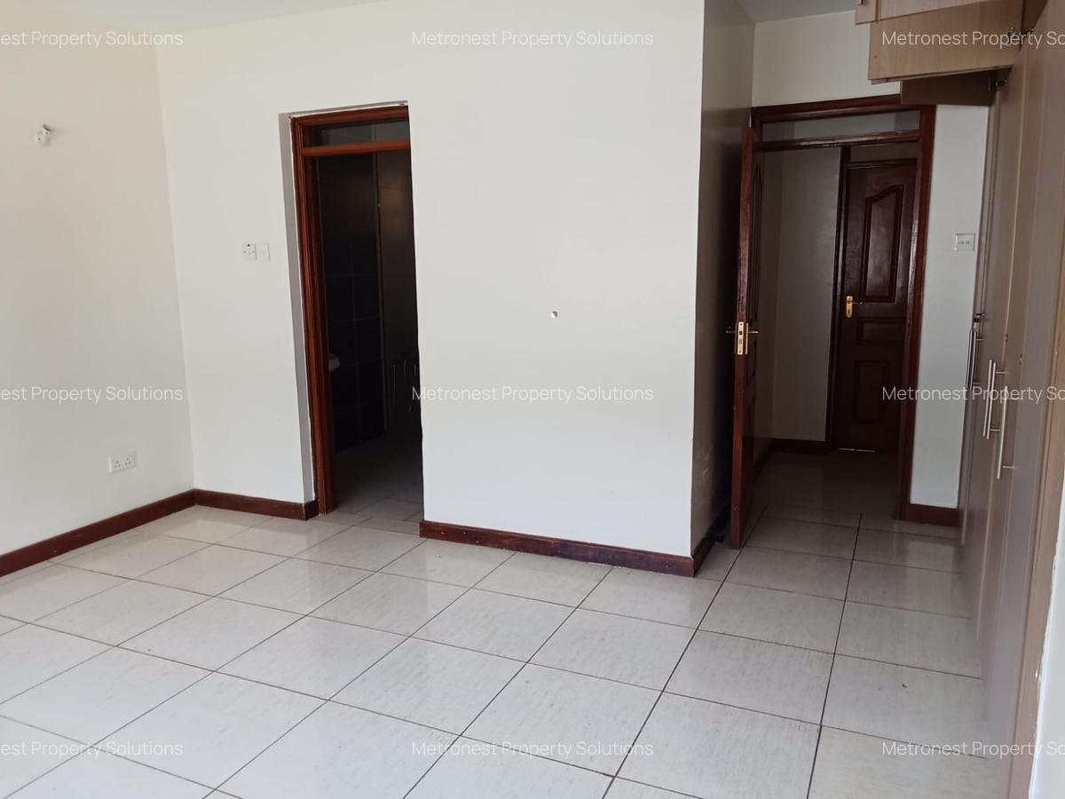 2 Bed Apartment with En Suite at Hamisi Road - 15