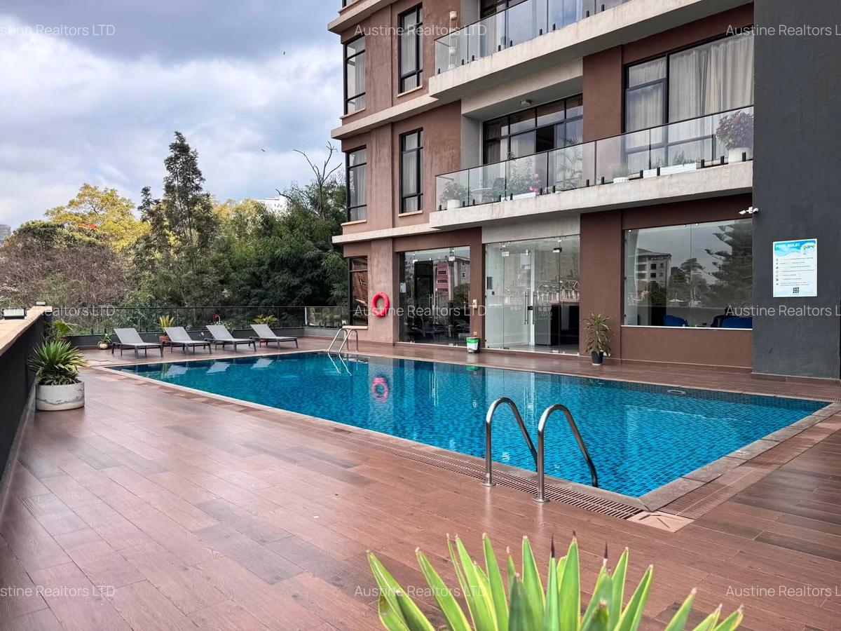 Serviced 3 Bed Apartment with En Suite in Brookside - 1