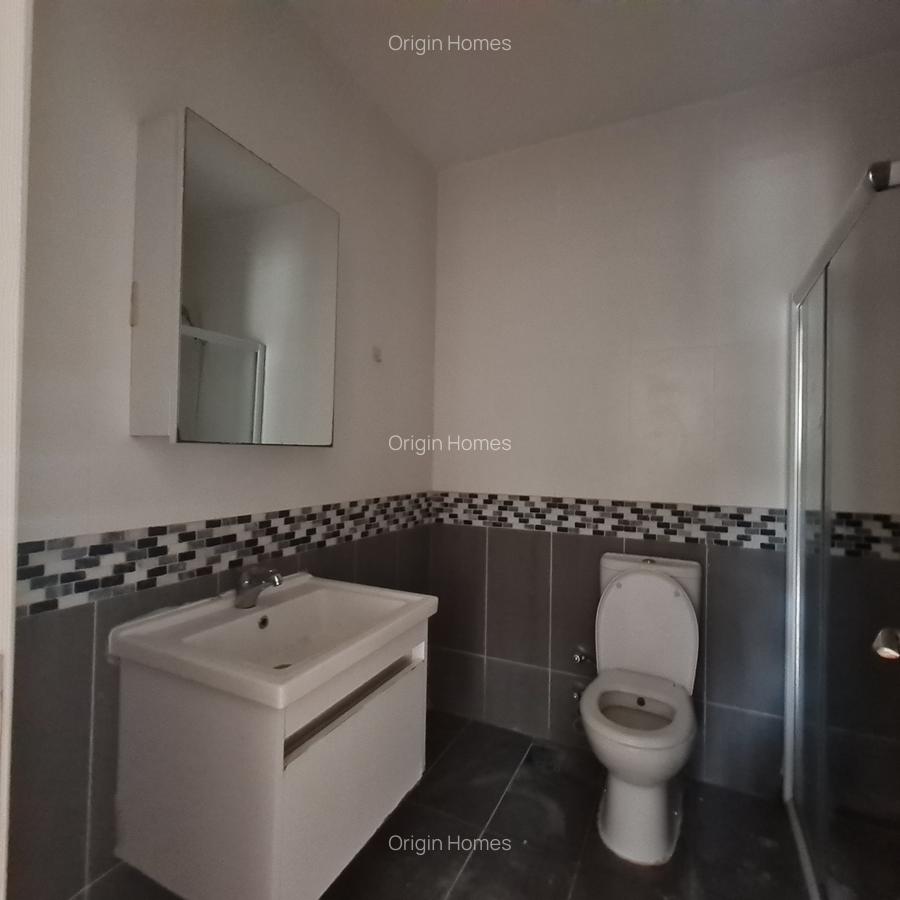4 Bed Apartment with En Suite at Lavin - 10