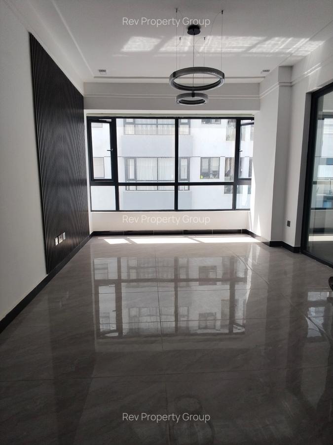 2 Bed Apartment with En Suite in Lavington - 1