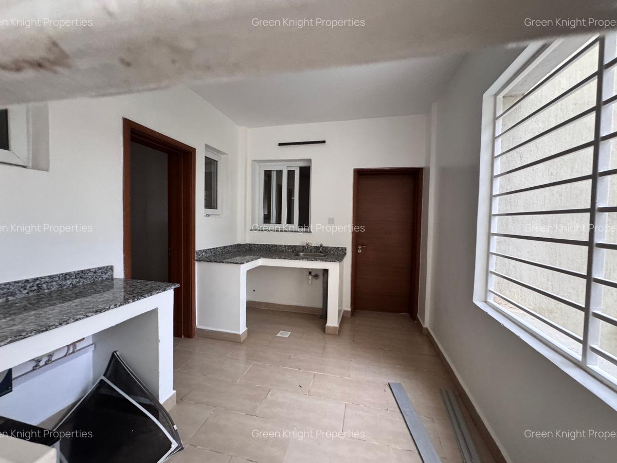 Serviced 3 Bed Apartment with En Suite in Lavington - 7