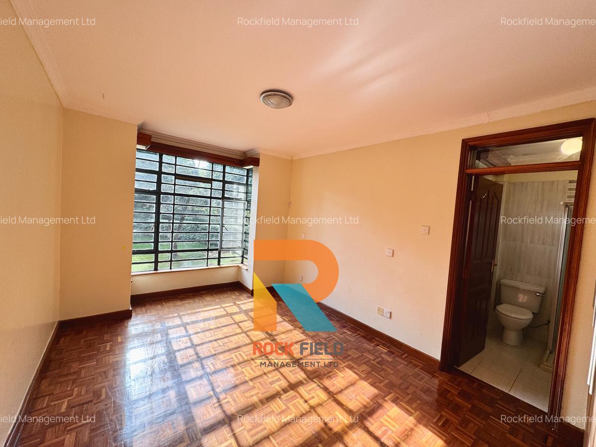 4 Bed Townhouse with En Suite at Redhill Road - 15