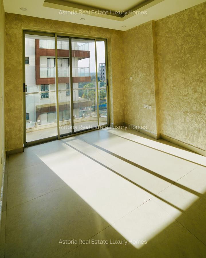 4 Bed Apartment with En Suite at 2026-510 - 14