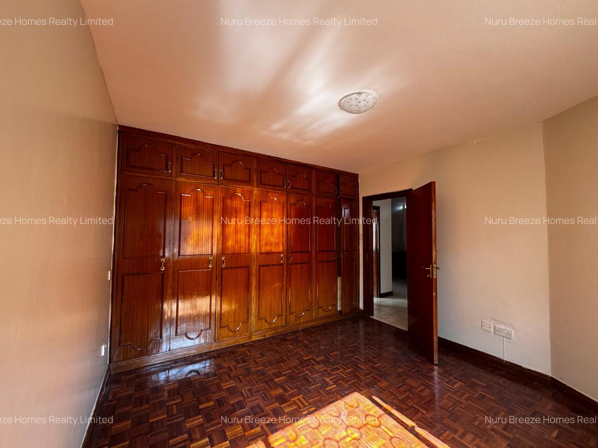 4 Bed Townhouse with En Suite in Spring Valley - 13